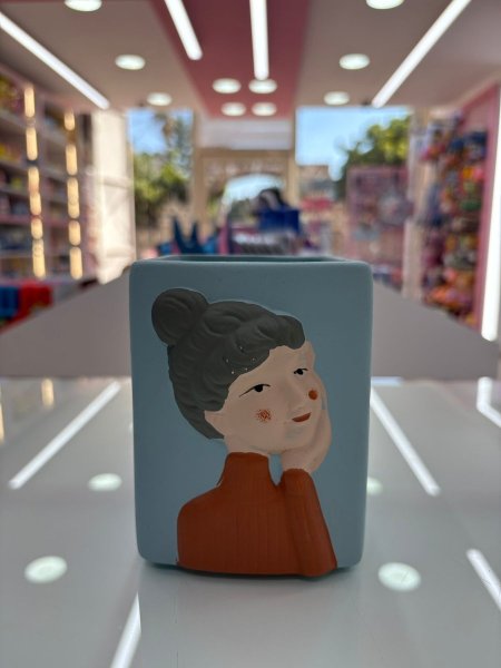 حامل أقلام ودوات مكتبية