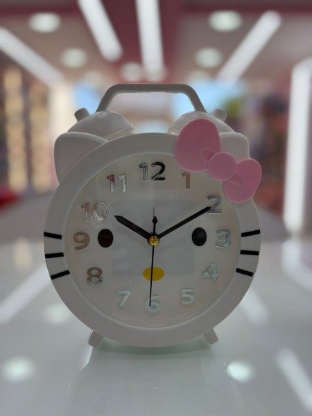 ساعة هيلو كيتي
