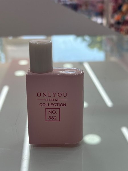 عطر للنساء حجم صغير 30 ملل